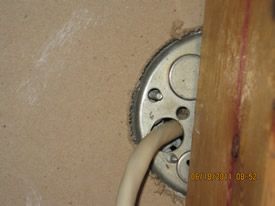 Unsealed ceiling fan opening